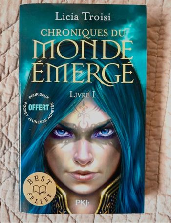 Livre  Chronique du monde émergé tome 1