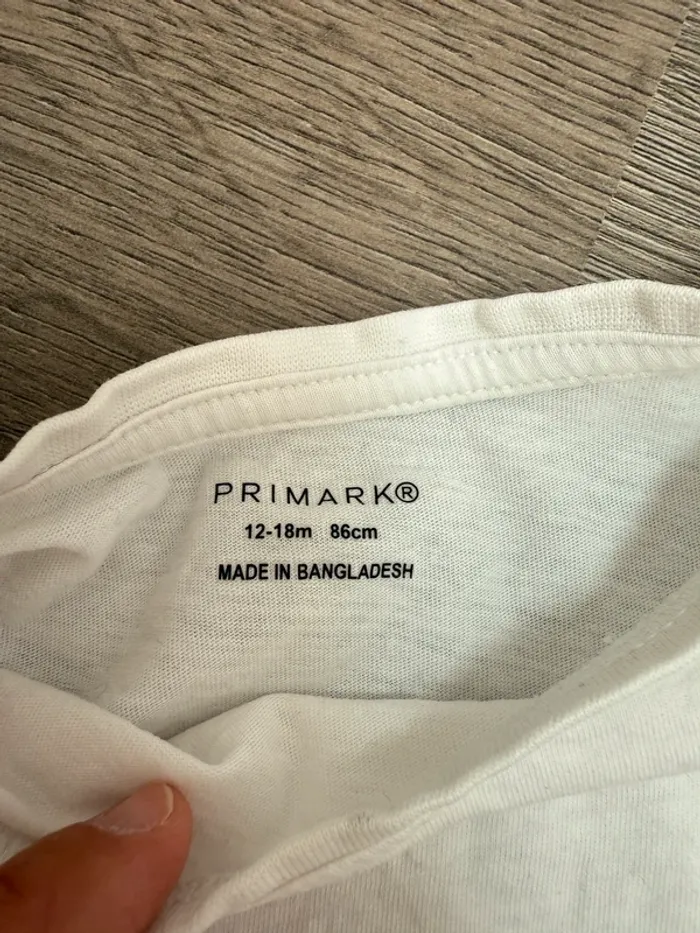 T shirt primark 12-18 mois - photo numéro 3