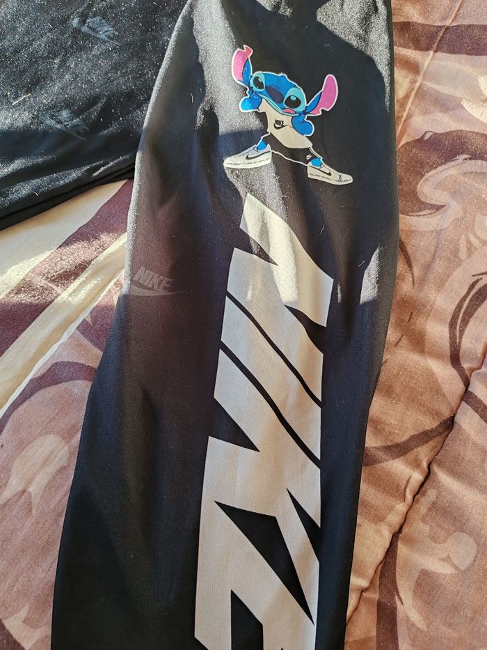 Ensemble pantalon+ débardeur Nike motif Stitch taille 40 - photo numéro 4
