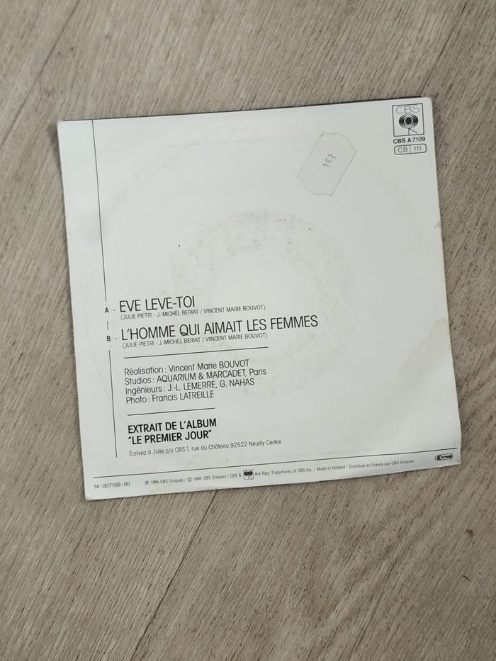 Vinyle - Julie Pietri – Eve Lève-Toi (45T, 1986) - photo numéro 2