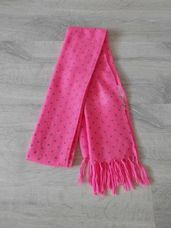 Écharpe légère étoilée