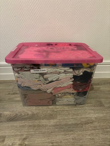 Gros lot 66 vêtements bébé fille 3 mois – body, pyjamas, ensembles, vestes polaires