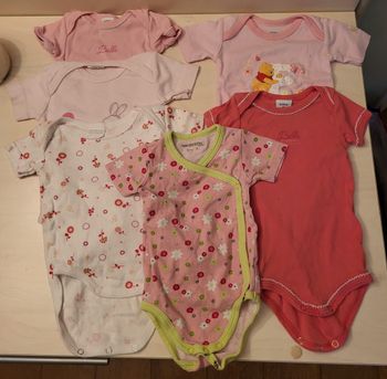 Body 3 mois fille