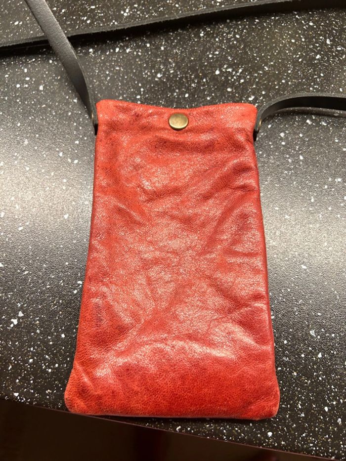 Étui en cuir lunettes ou portable