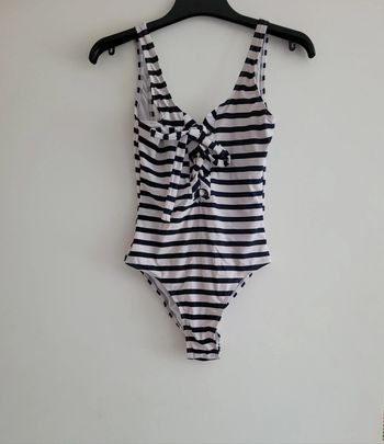 🎀 Maillot de bain Jennyfer taille XS