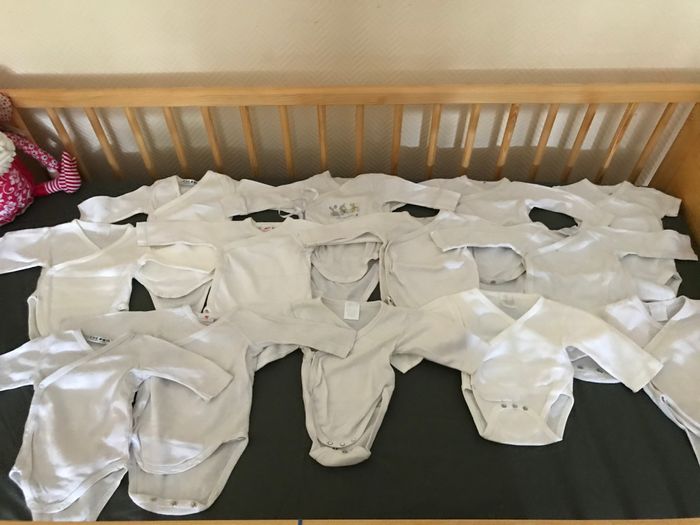 Lot vêtement 1 mois - photo numéro 5