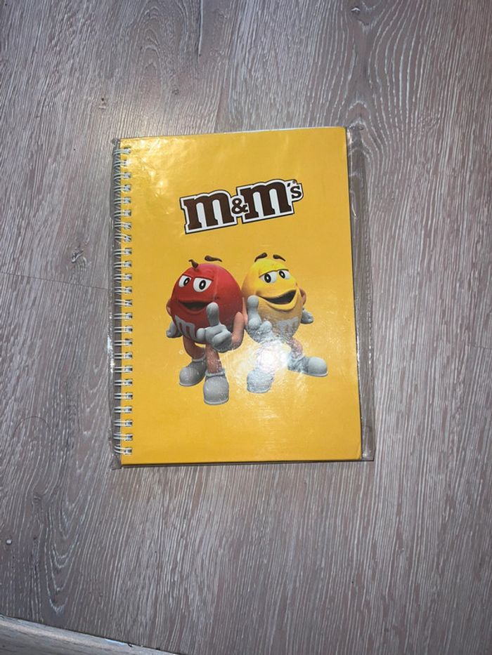 Cahier spiral M&M’s