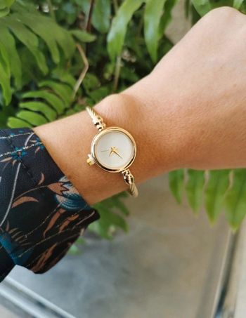 A36 Montre bijou bracelet doré or acier neuve