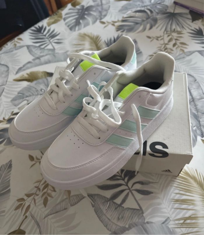 Baskets adidas