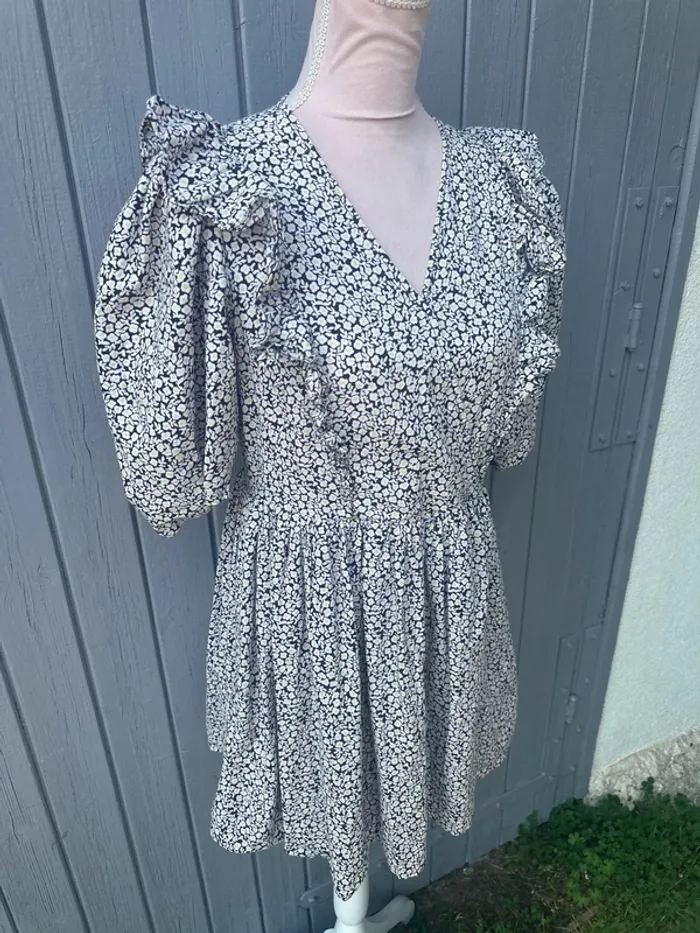 Robe d’été manches courtes bouffantes fleuri 34/XS H&M - photo numéro 2