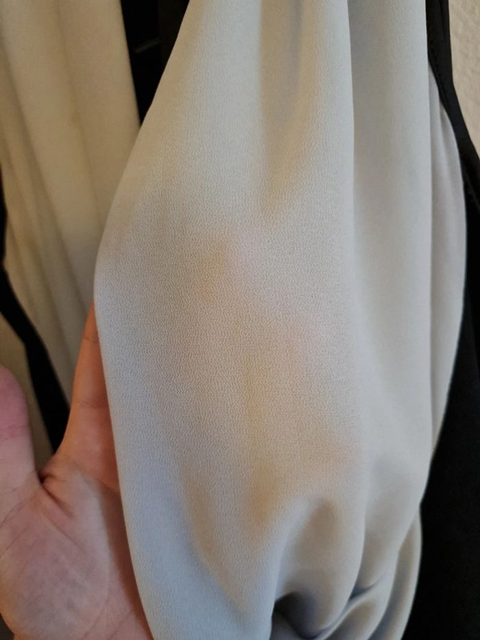 Robe décolté - photo numéro 3