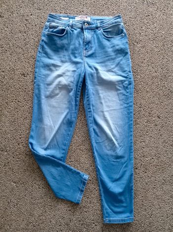 Jean jennyfer taille 40