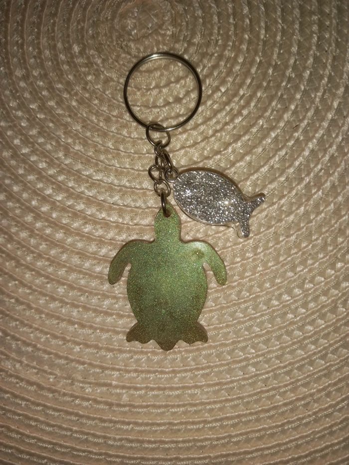 Porte clé tortue poisson résine epoxy