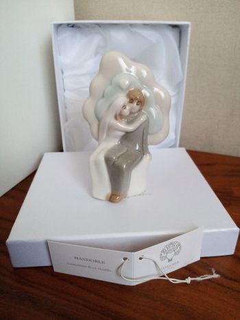 Figurine de couple Mandorle