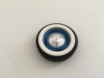 Roue complète pièce détachée miniature Peugeot 203 1954 Solido 1/18 #A38