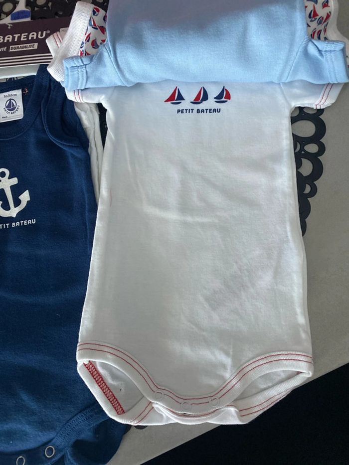 Lot de 6 bodies garcon  3 mois petit bateau - photo numéro 4