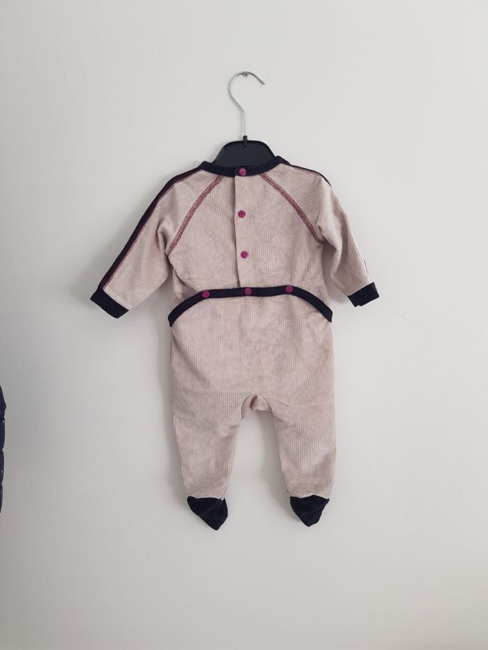Pyjama en velours taille 3 mois - photo numéro 4