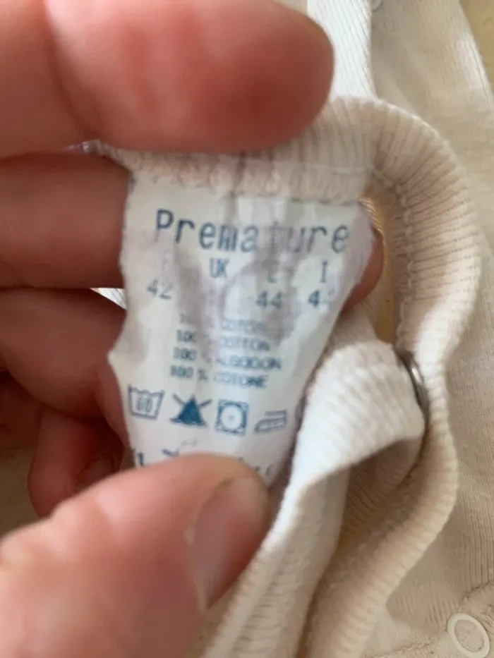 3 bodys prématuré et naissance - photo numéro 3