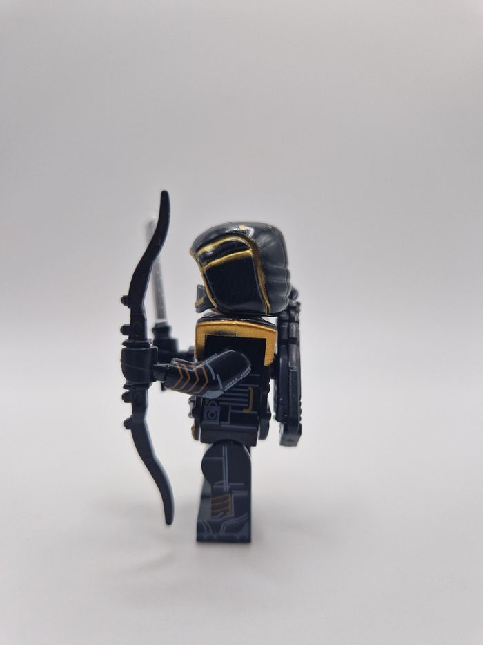 Figurine type lego Hawkeye Marvel - photo numéro 2