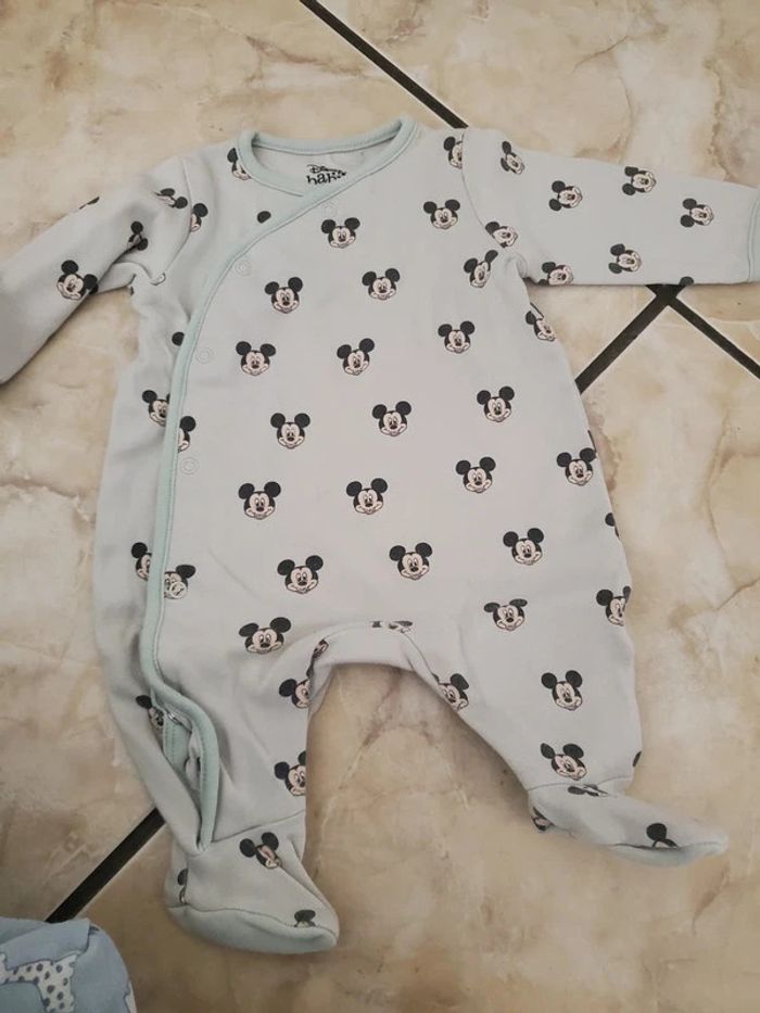 Lot de 2 pyjamas bebe 1 mois - photo numéro 2