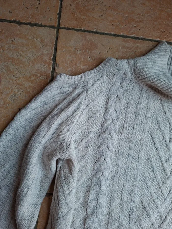 Pull épaules dénudées - photo numéro 4