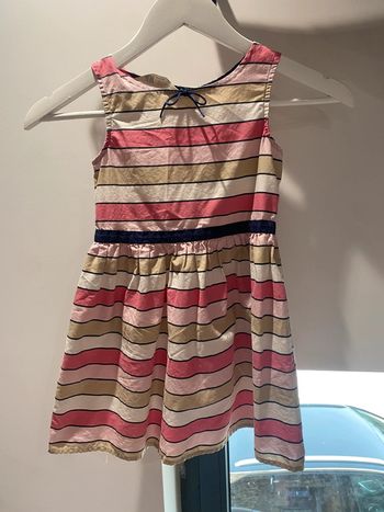 Robe rose