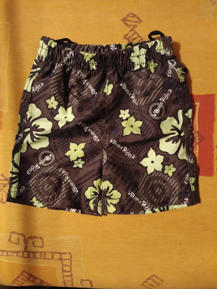Short bébé garçon
