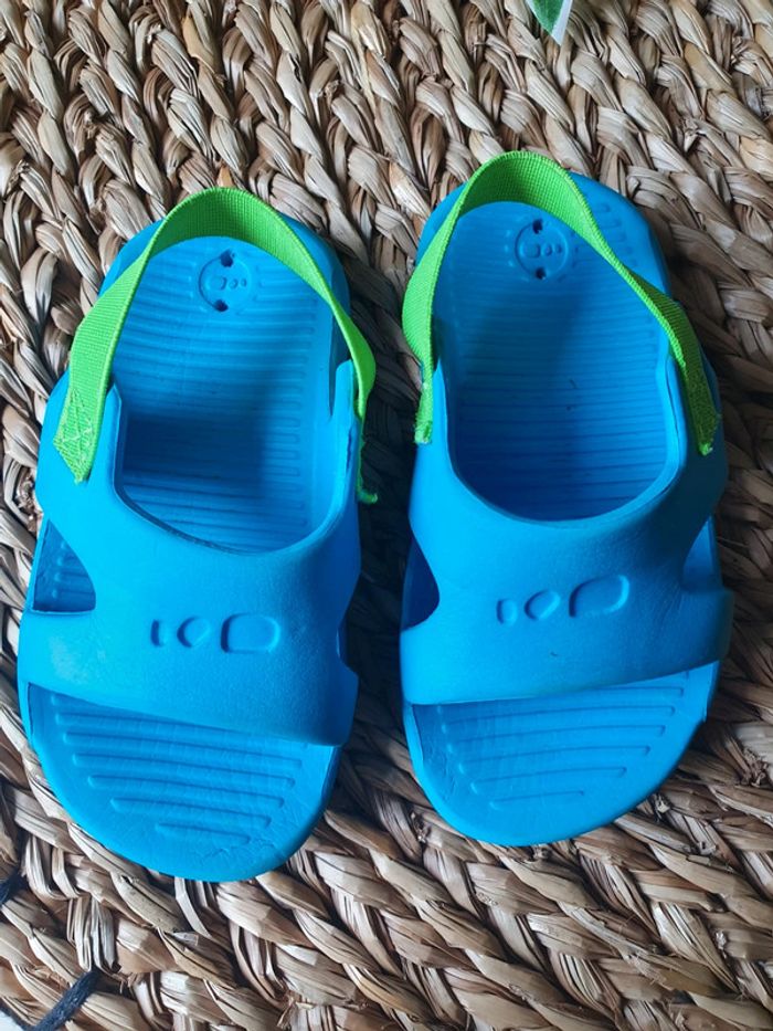 Sandales tong de piscine Nabaiji Decathlon t 19 20 - photo numéro 2