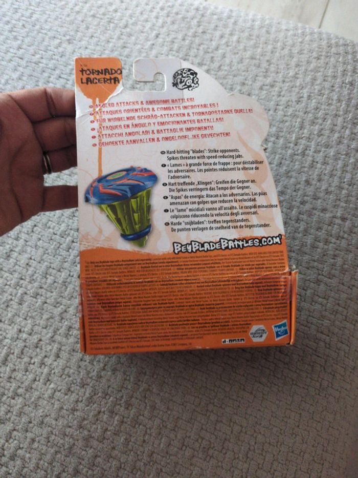 Toupie Beyblade extrême top system XTS X06 - photo numéro 8