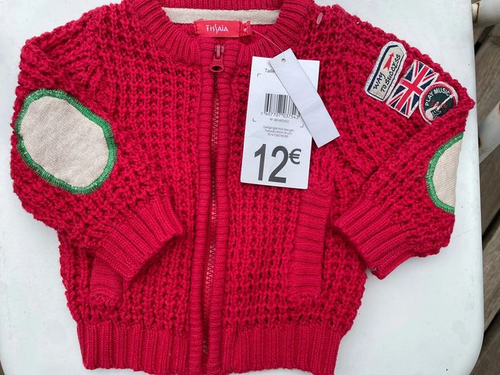 Gilet#taille 6 mois#neuf