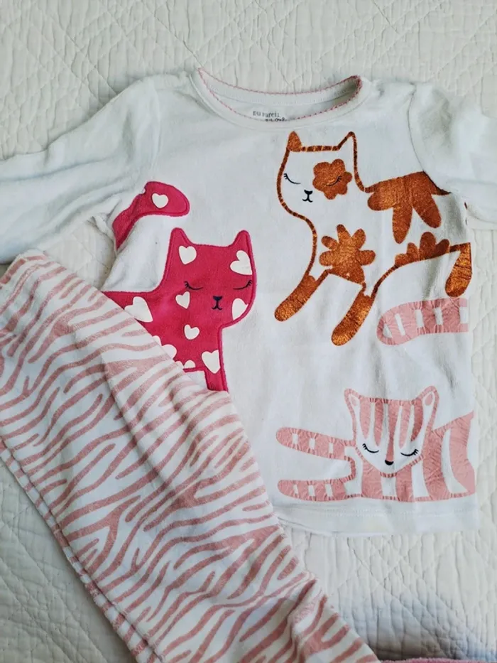 8 pyjamas velours 24 mois (2ans) - photo numéro 13