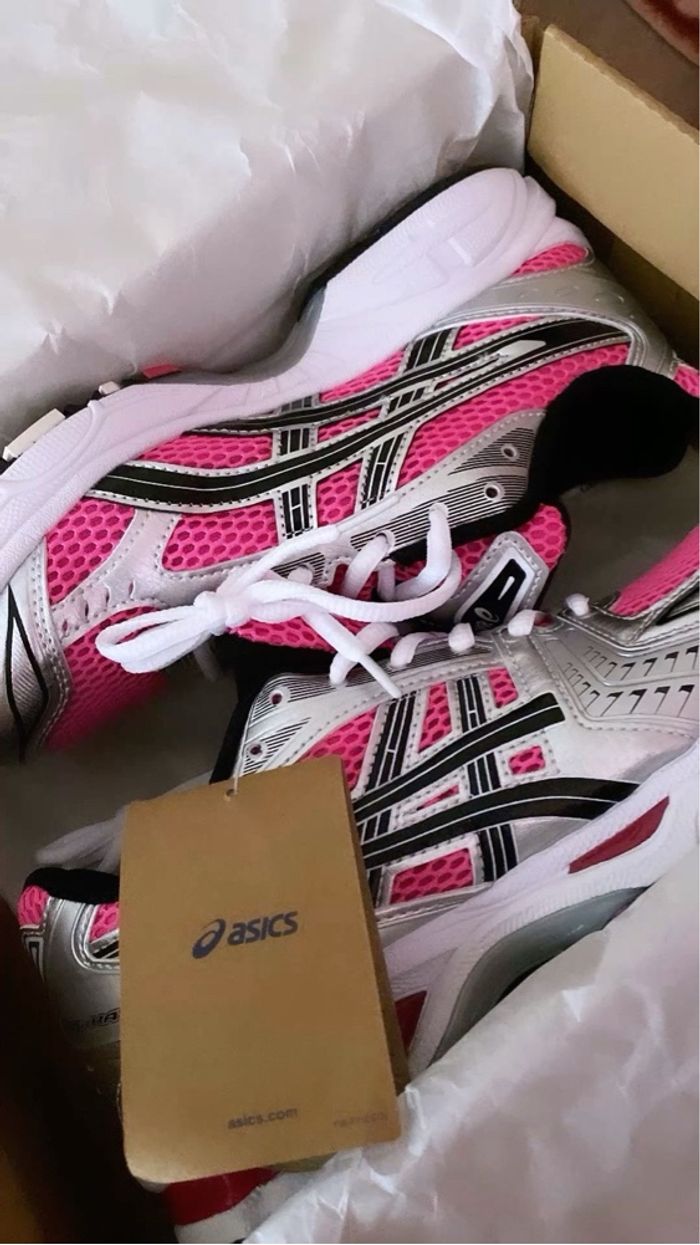 Basket Asics kayano 14 rose 45 - photo numéro 2
