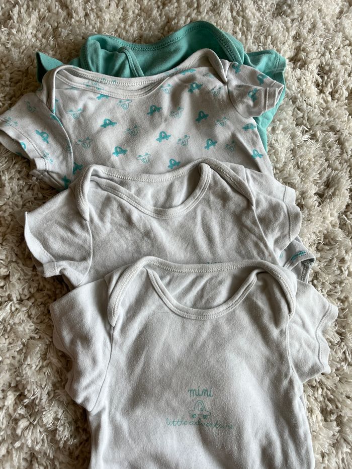 Lot de bodies manches courtes