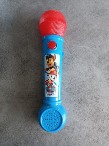 Microphone avec musique et effet sonore