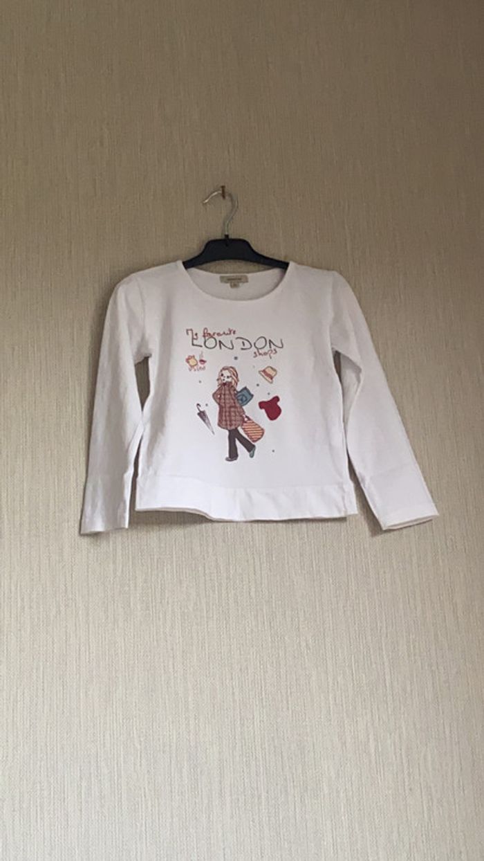 T-shirt blanc avec fille