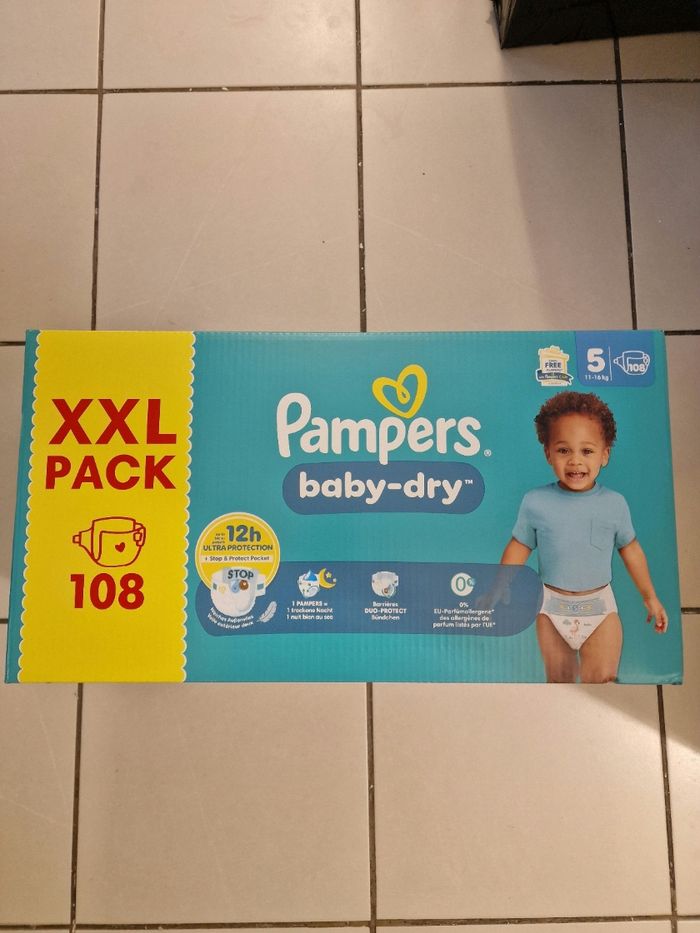 Pampers taille 5 - 108 couches