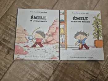 Lot de 2 livres Émile et les méchants / va au thé dansant Vinvent Cuvellier