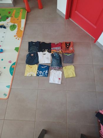Lot de 12 vêtements pour garçon