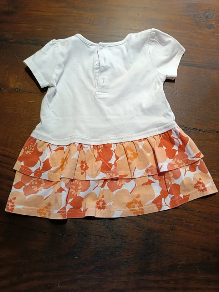 Robe. - photo numéro 2