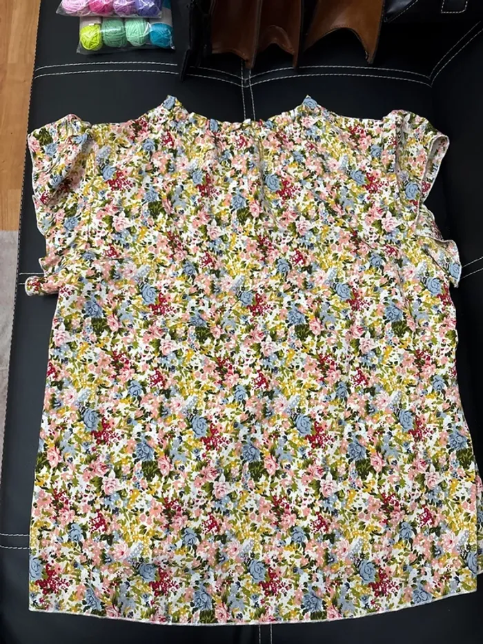 Blouse fleurie - photo numéro 2