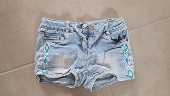 Short 10 ans