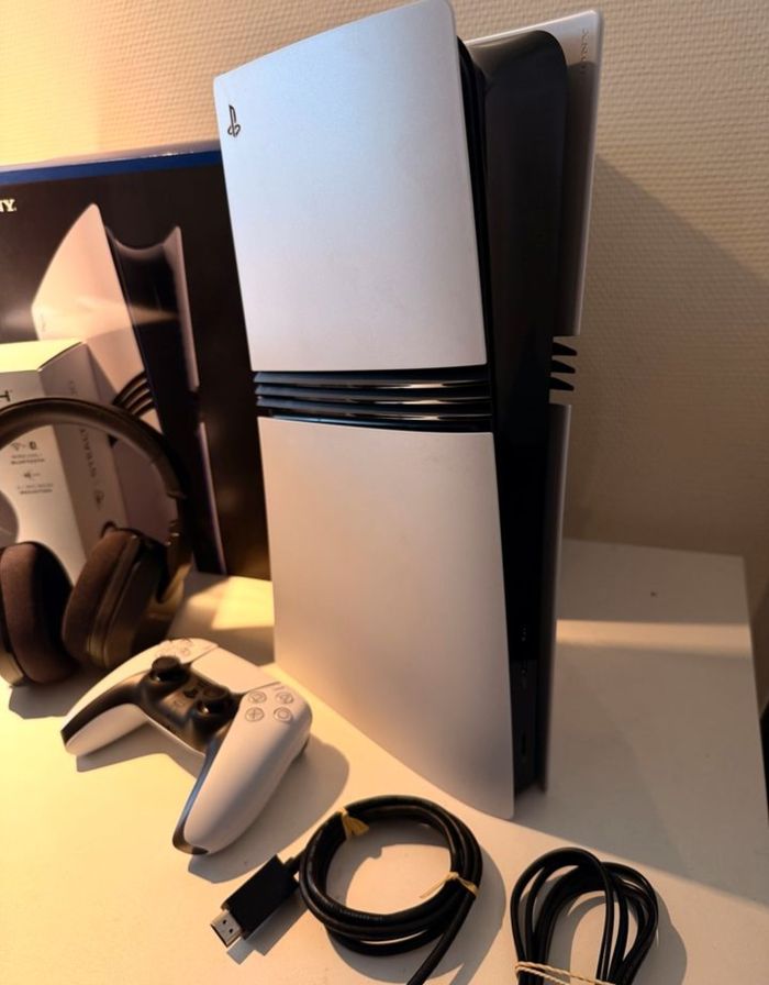 PlayStation 5 pro - photo numéro 2