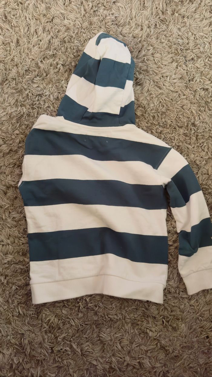Lot de chemise et pull