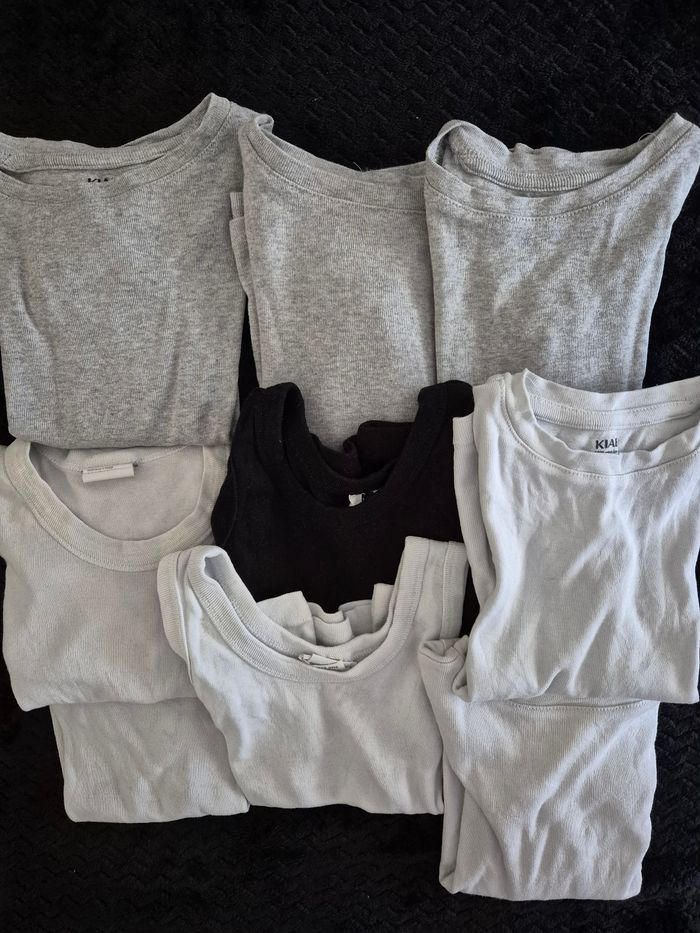 Lot 9 tee-shirts sous vêtements
