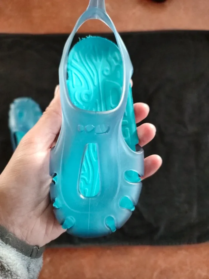 Chaussure garçon piscine ou mer - photo numéro 9