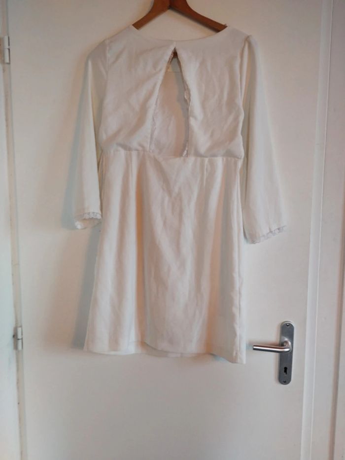 Robe dentelle magnifique - photo numéro 4