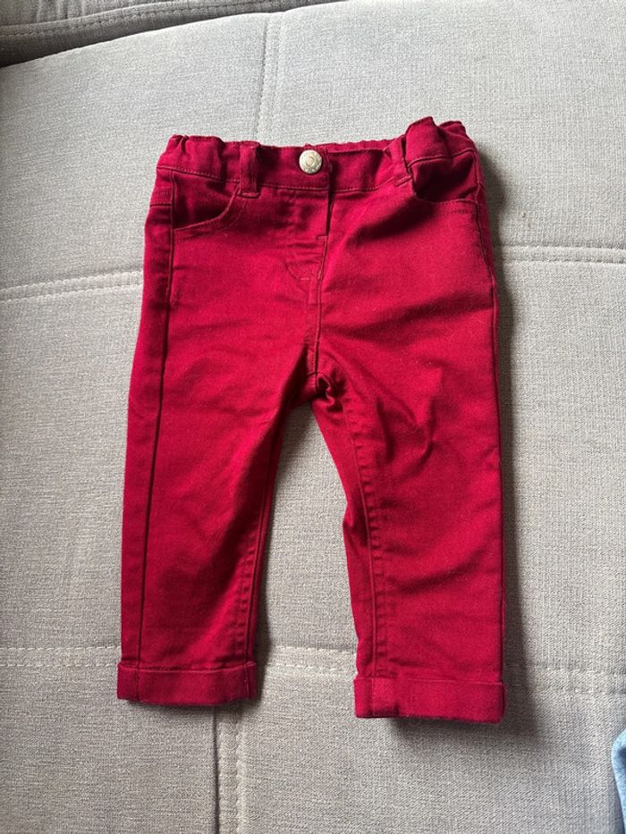 Pantalon bordeaux 6 mois fille très bon état