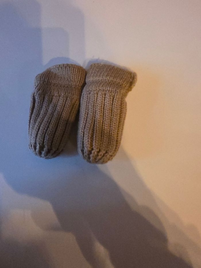Gants bébé  6 à 12 mois