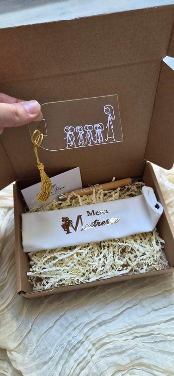 Box cadeau maîtresse d'école