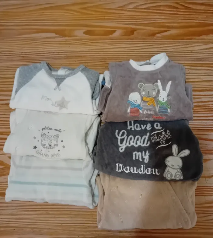 Lot de pyjamas bébé hiver en velours